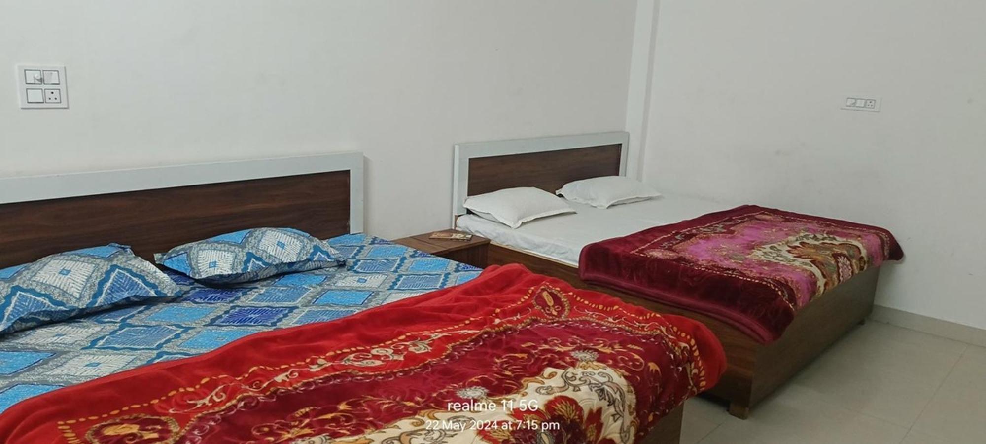 Geeta Dham Ξενοδοχείο Vrindāvan Εξωτερικό φωτογραφία